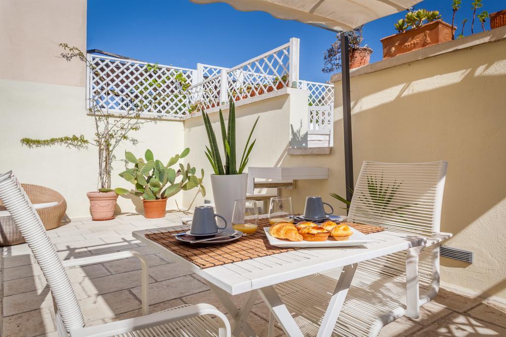 B&B Corte Dei Taralli Lecce Bagian luar foto